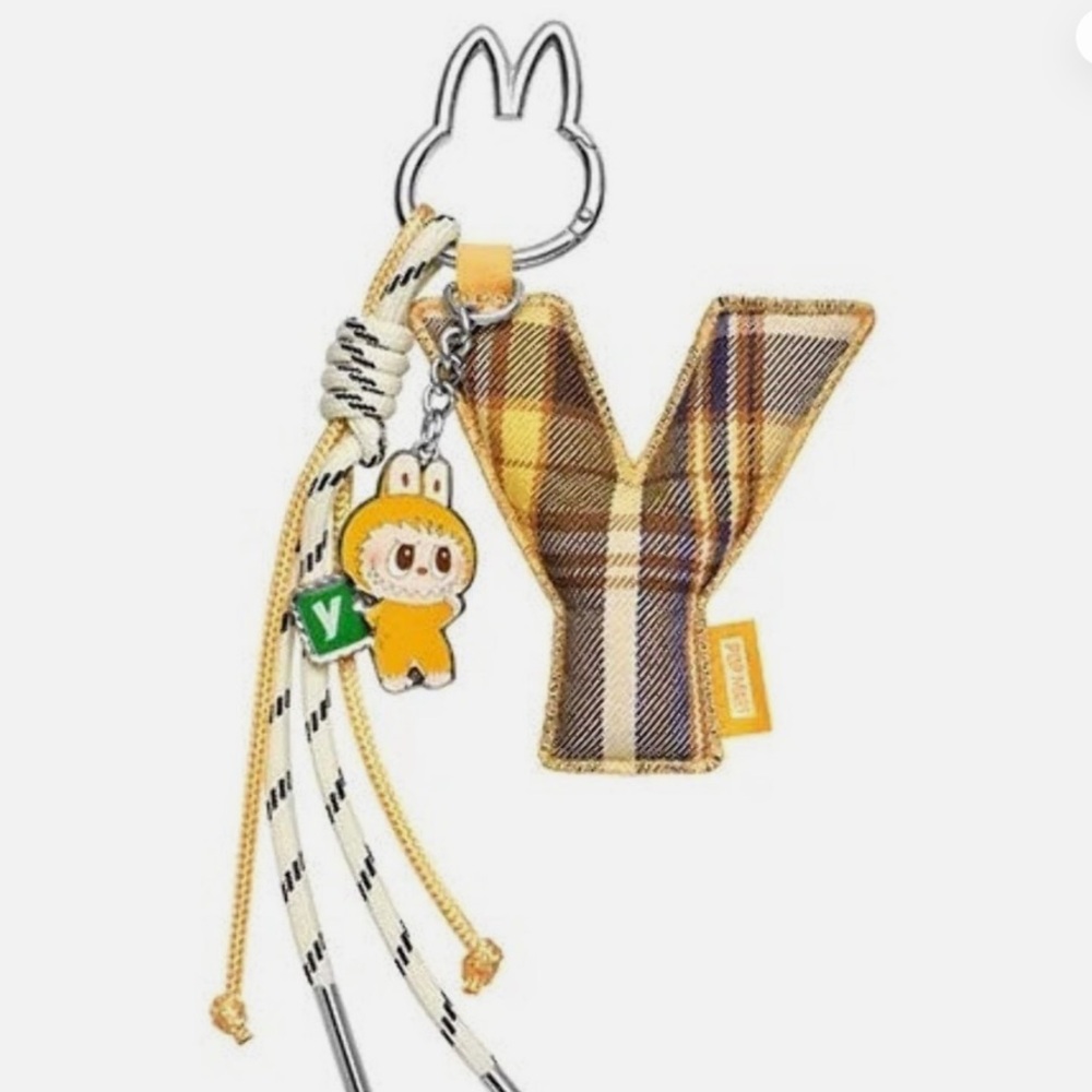 Pap Mart Pin For Love Y / 100% authentic, sealed and confirmed